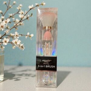 Equate Beauty 3-in-1 Face Makeup Brush, Blender Brow Brush Combo New